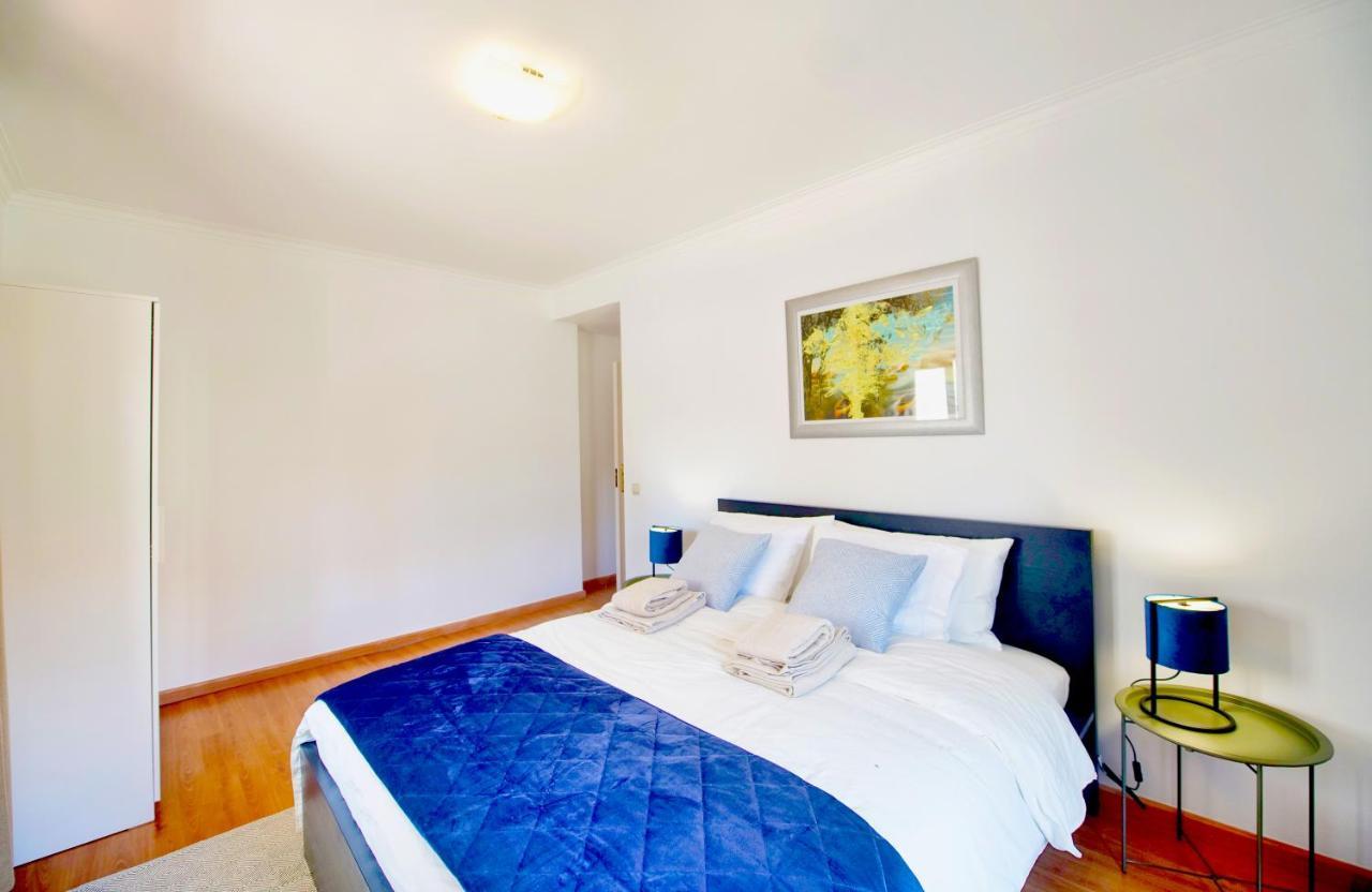Happy Holiday Cascais - Parede Apartment Exterior photo